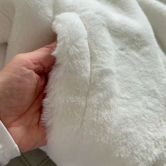 Topshop Ivory Faux Fur Coat - Picture 5 of 5